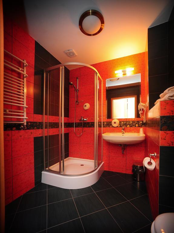 פילה Hotel Gwda מראה חיצוני תמונה